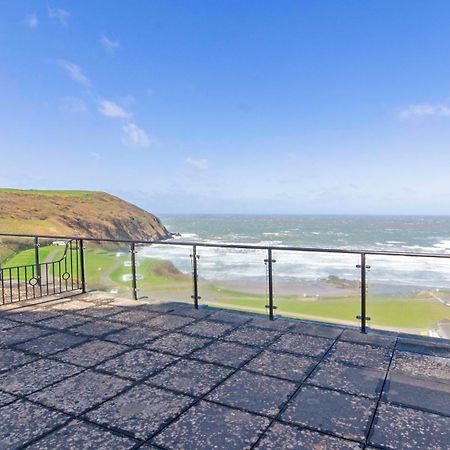 Clifton Court Apt 16 With Indoor Heated Pool & Sea Views Leilighet Croyde Eksteriør bilde