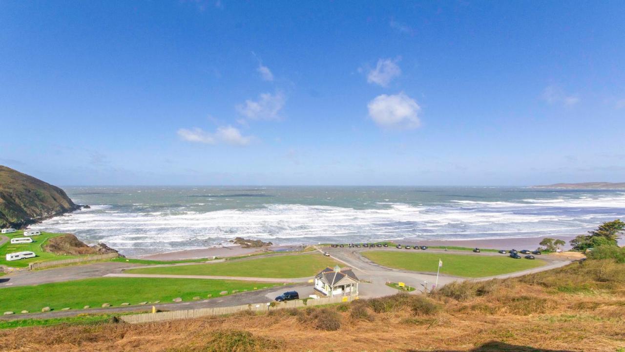 Clifton Court Apt 16 With Indoor Heated Pool & Sea Views Leilighet Croyde Eksteriør bilde